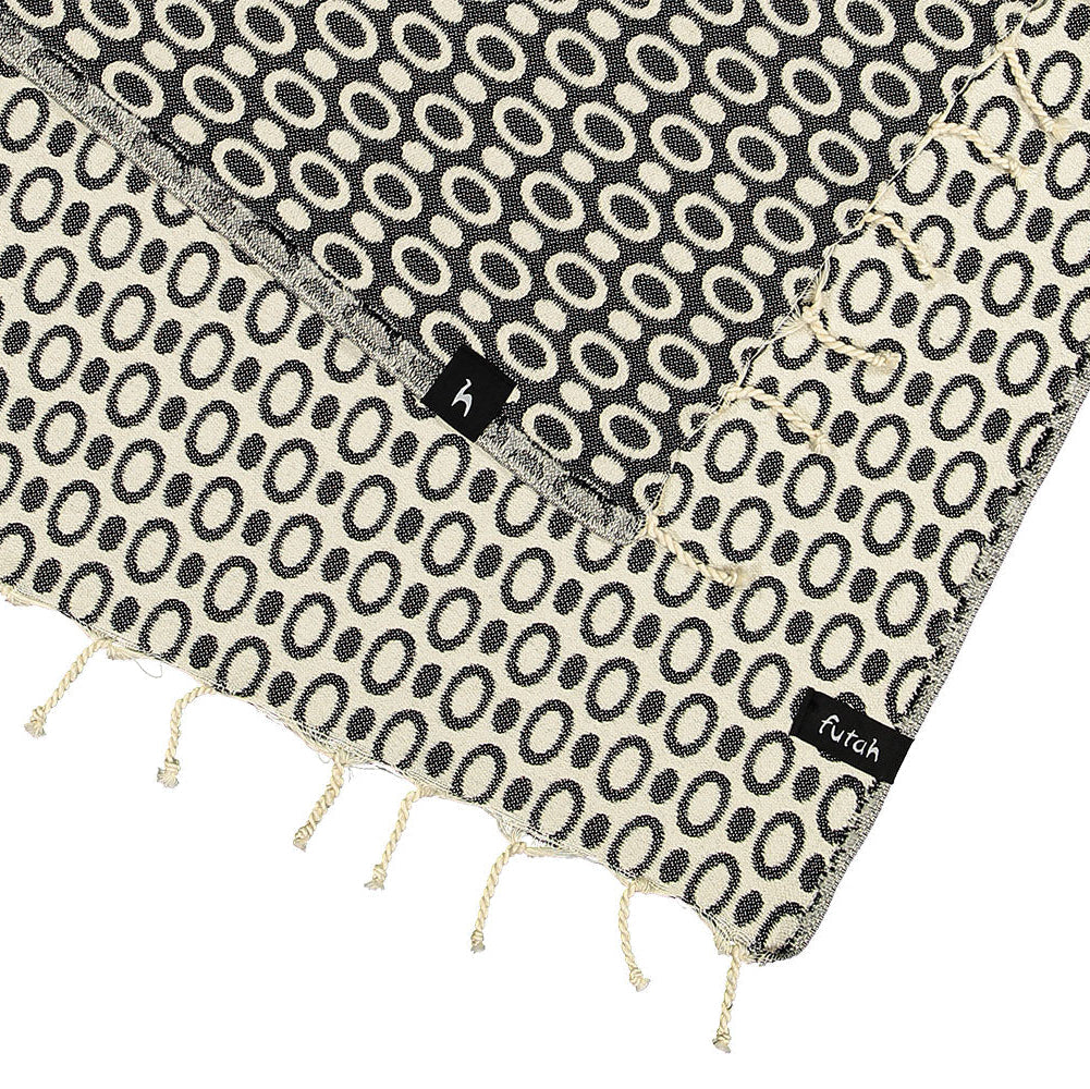 Pulse Black XL Beach Towel