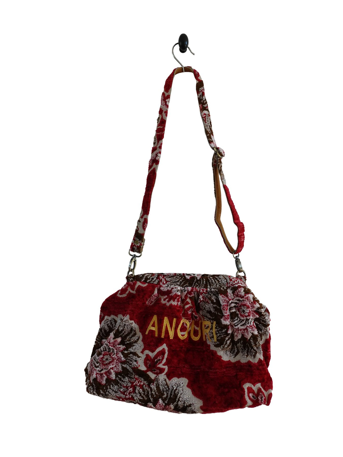 Red Bag - Anouri