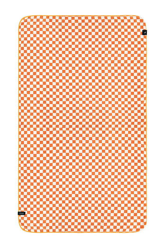 Futah Chess Clay Terry Towel – Gesamtansicht mit Karomuster