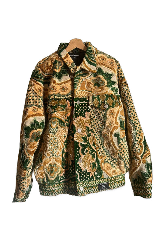 Anouri Green Dream Jacket – Vorderansicht am Bügel