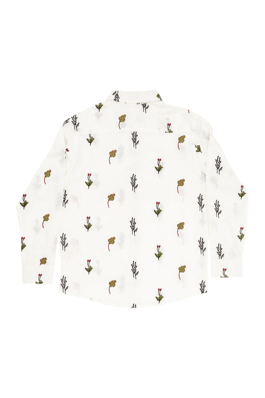 Otherwise Harmony Embroidered Long Sleeve Shirt In White – Vorderansicht nah
