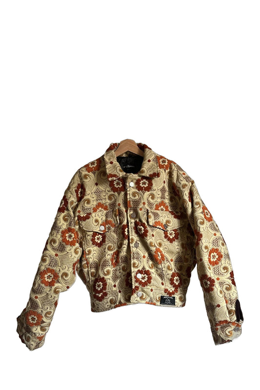 Anouri Orange Flowerpower Jacket – Vorderansicht am Bügel